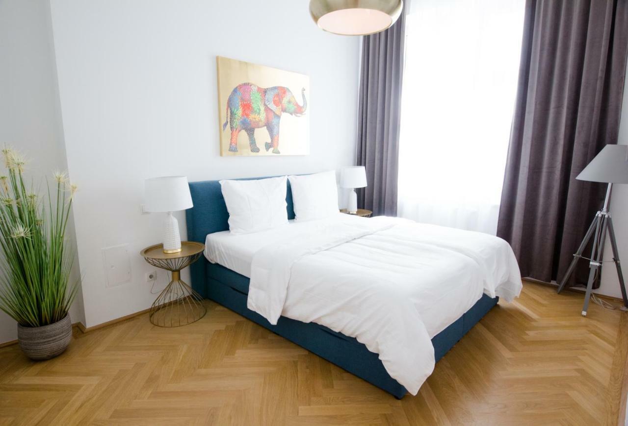 Apartamento Urania - Mai's