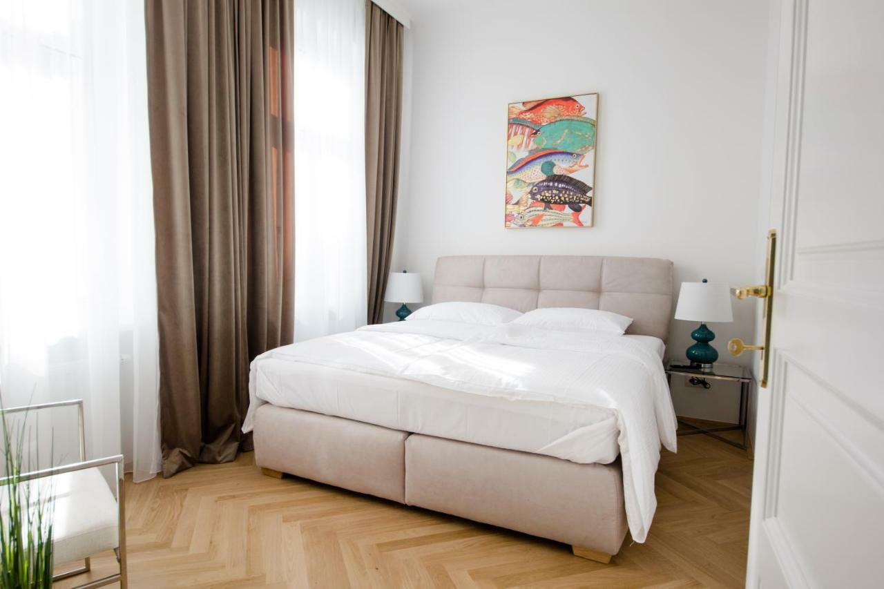 Urania - Mai's Apartamento *
